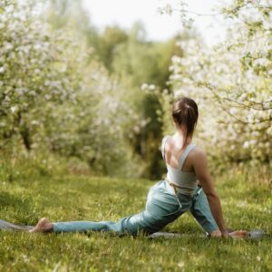 Le yoga fait bouger l&rsquo;énergie ; les senteurs éveillent la conscience